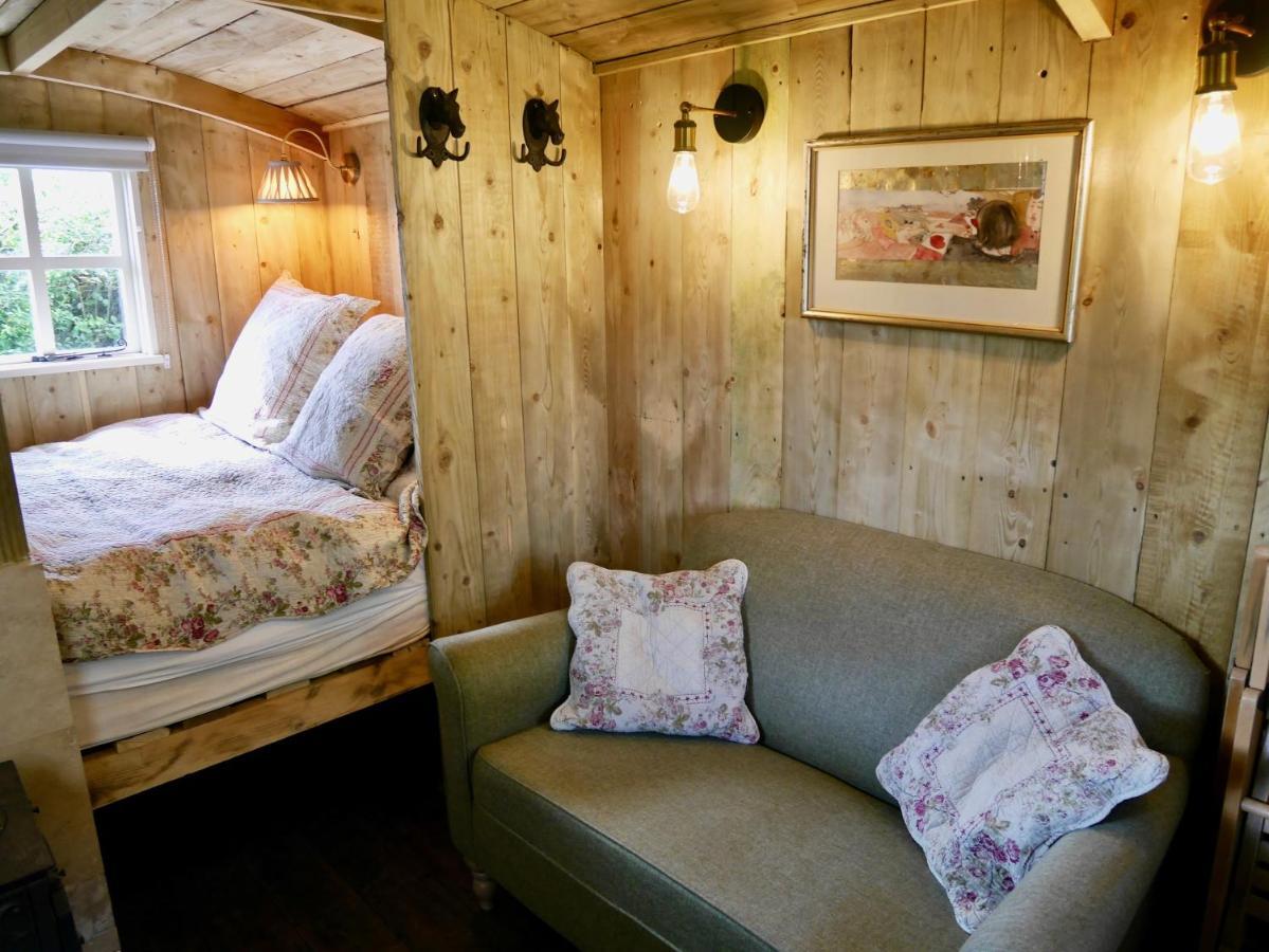 The Wayside Shepherd Hut Beaulieu Ngoại thất bức ảnh